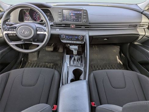 Used 2022 Hyundai Elantra SEL w/ Cargo Package image 14