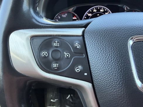 Used 2020 GMC Acadia Denali w/ Technology Package image 30