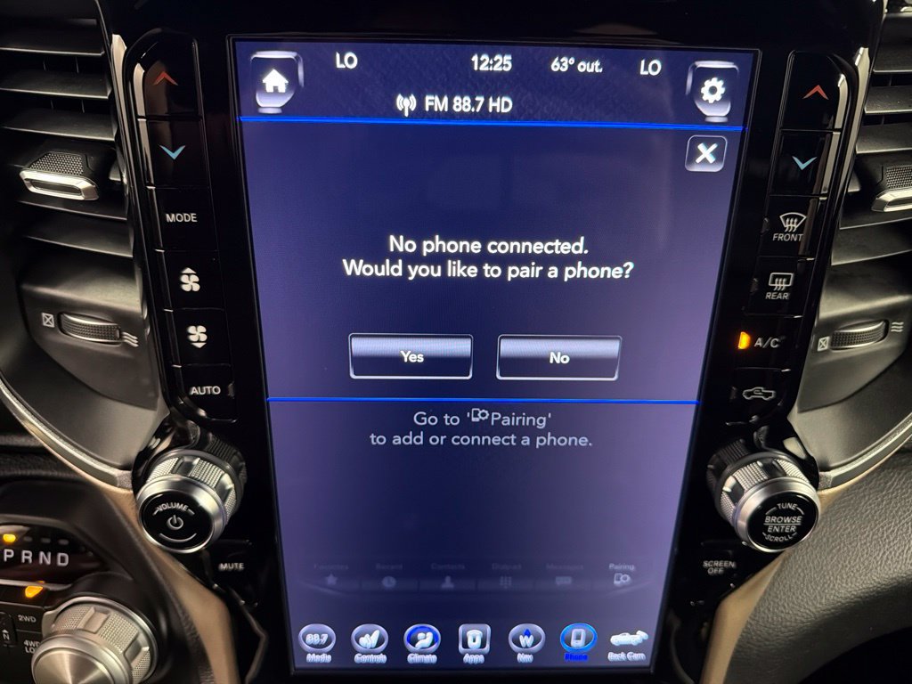 Used 2019 RAM 1500 Laramie w/ Sport Appearance Package AWD/4WD image 11