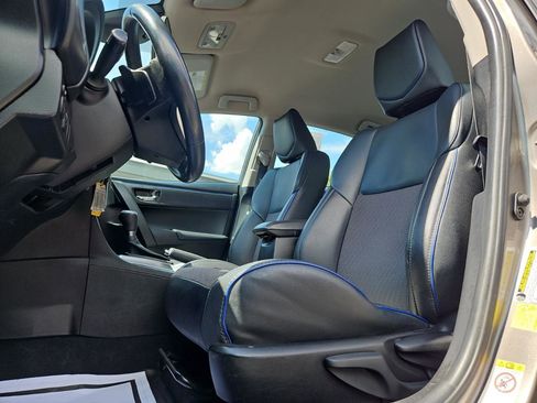 Used 2017 Toyota Corolla SE w/ Carpet Mat Package (TMS) FWD image 21