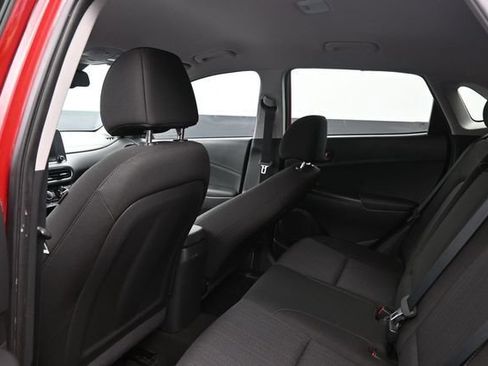 Used 2022 Hyundai Kona SEL FWD image 16