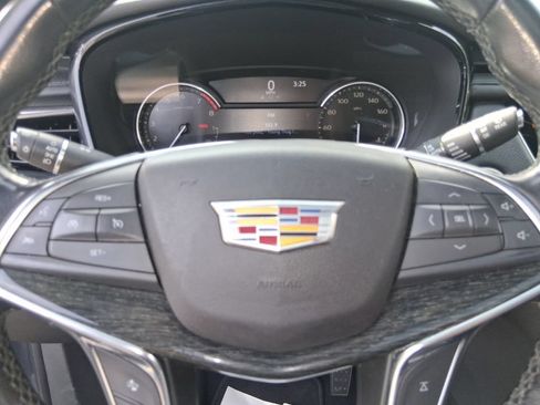 Used 2021 Cadillac XT5 Premium Luxury AWD/4WD image 14