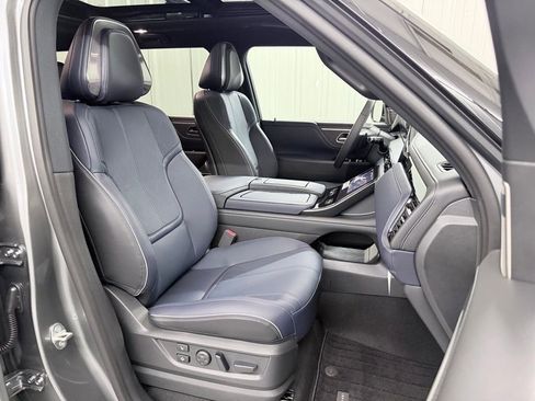 New 2026 INFINITI QX80 4WD image 47