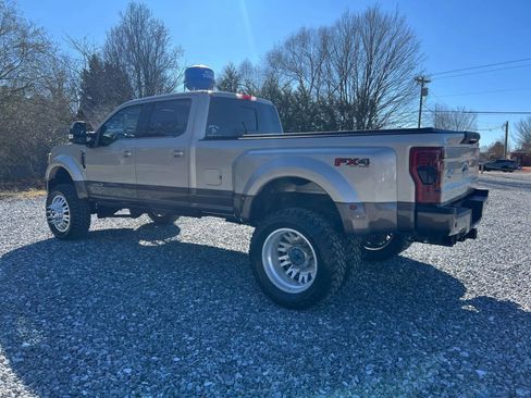 Used 2017 Ford F450 King Ranch w/ King Ranch Ultimate Package image 5