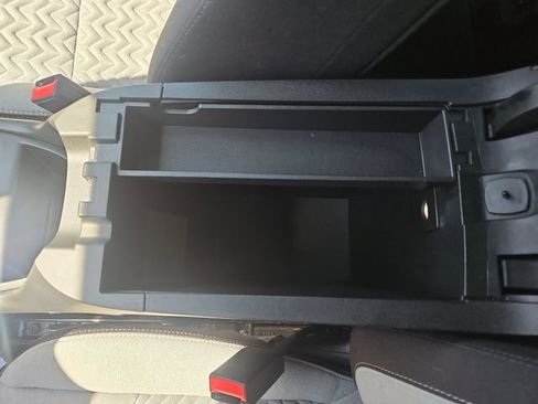 Used 2024 Chevrolet Equinox LS w/ LS Convenience Package FWD image 26