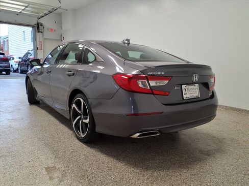 Used 2019 Honda Accord Sport image 9