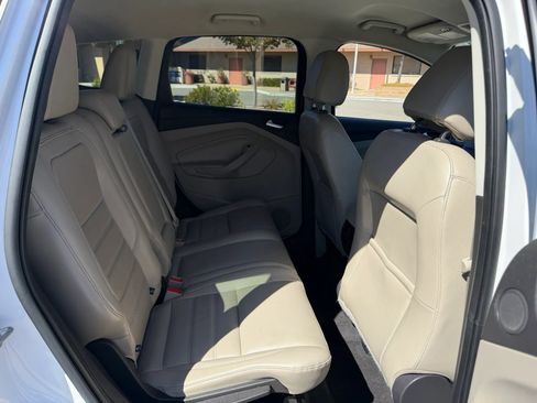 Used 2017 Ford Escape Titanium FWD image 13
