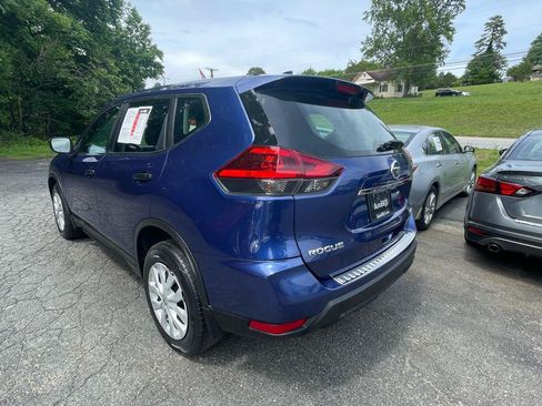 Used 2018 Nissan Rogue S AWD/4WD image 6