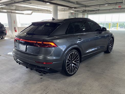 Used 2024 Audi SQ8 Premium Plus AWD/4WD image 8