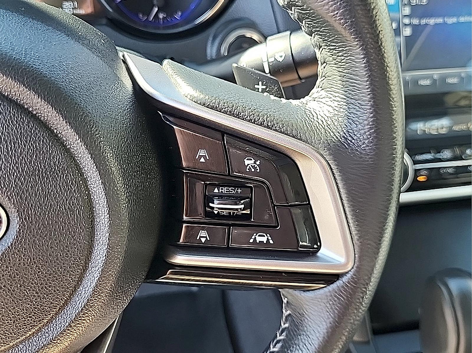 Used 2018 Subaru Legacy 3.6R Limited AWD/4WD image 19