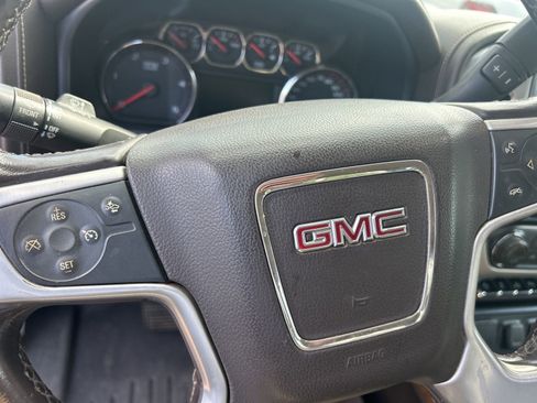 Used 2015 GMC Sierra 2500 SLT w/ Duramax Plus Package image 2