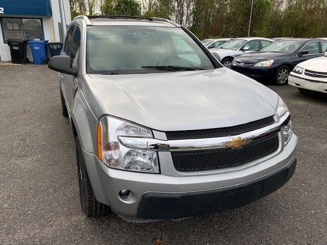 Used 2005 Chevrolet Equinox LT w/ Preferred Equipment Group AWD/4WD image 9