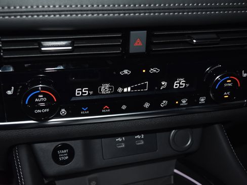 New 2026 Nissan Rogue Platinum w/ Platinum Premium Package image 11