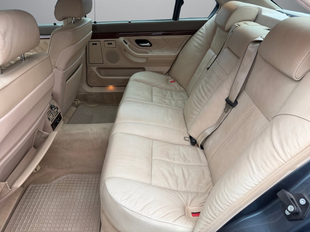 Used 2001 BMW 740iL RWD image 14