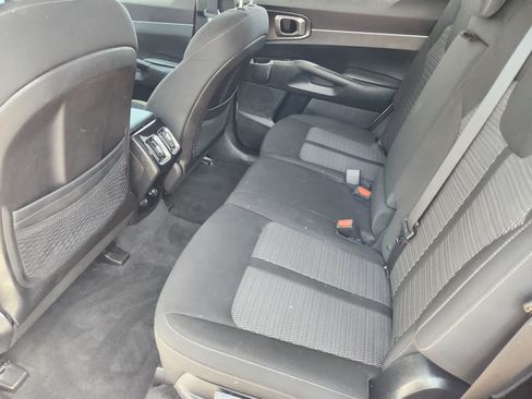 Certified 2023 Kia Sorento LX FWD image 27