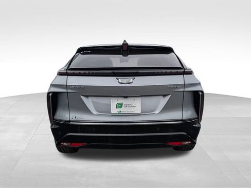 Used 2024 Cadillac Lyriq Luxury w/ LPO, Floor Liner Package AWD/4WD image 6