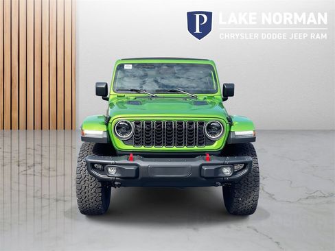 New 2025 Jeep Wrangler Unlimited Rubicon image 3