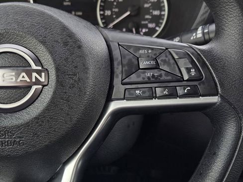 Used 2024 Nissan Sentra SV image 29