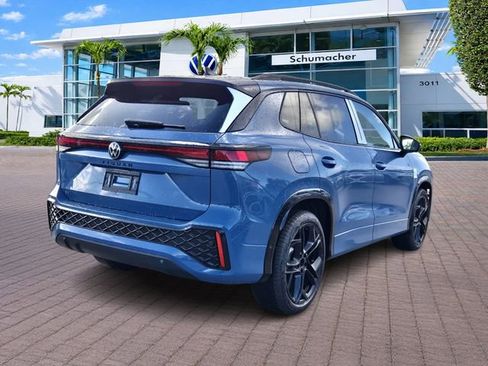 New 2026 Volkswagen Tiguan SE R-Line FWD image 7