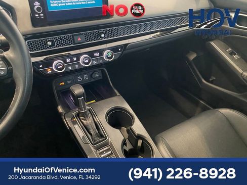 Used 2024 Honda Civic Touring image 34