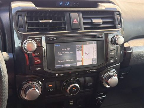 Used 2018 Toyota 4Runner TRD Off-Road Premium image 24