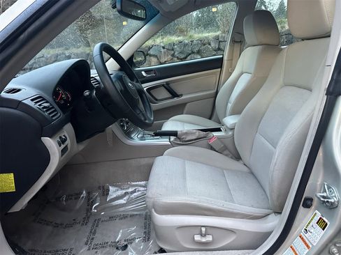 Used 2007 Subaru Outback 2.5i image 14