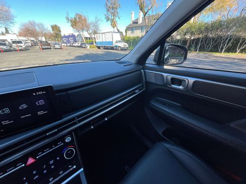 Used 2025 Hyundai Santa Fe SEL image 38