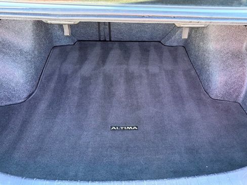 Used 2023 Nissan Altima 2.5 SV image 17