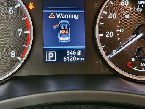 Used 2025 Nissan Sentra S FWD image 19