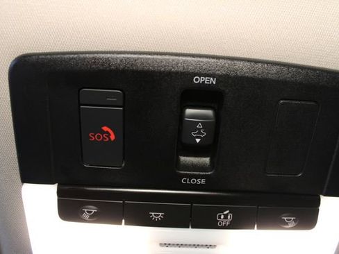 Used 2022 Nissan Altima 2.5 Platinum AWD/4WD image 27