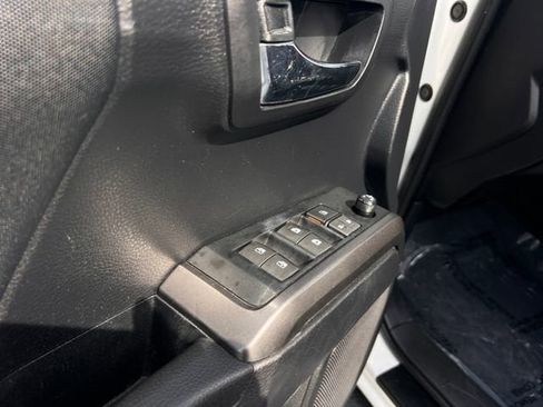 Used 2019 Toyota Tacoma TRD Sport w/ Technology Package RWD image 11