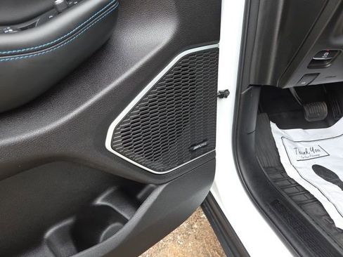 Used 2024 Jeep Grand Cherokee Trailhawk w/ Luxury Tech Group III image 29