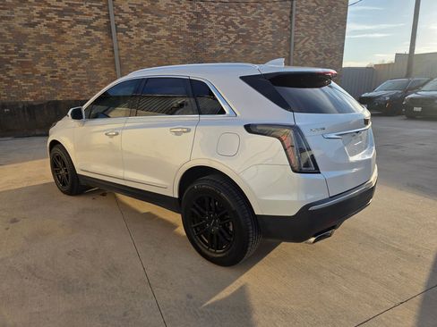 Used 2017 Cadillac XT5 Luxury w/ Driver Awareness Package image 5