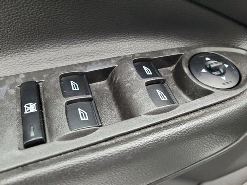 Used 2018 Ford Escape SE w/ SE Sync 3 Package AWD/4WD image 27