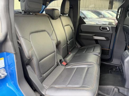 Used 2023 Ford Bronco Badlands AWD/4WD image 18