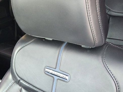 Used 2025 Ford F250 Platinum AWD/4WD image 24