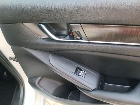 Used 2018 Honda Accord EX-L image 24