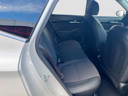 Used 2024 Kia Seltos S AWD/4WD image 28
