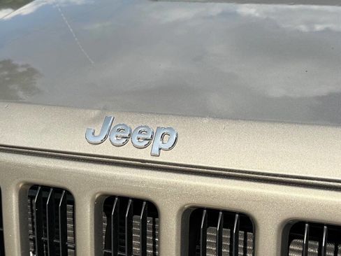 Used 2006 Jeep Commander 2WD image 31