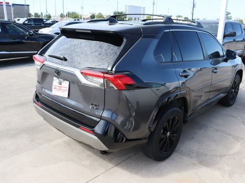 Used 2025 Toyota RAV4 XSE image 9