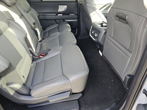 New 2025 Ford Expedition Max Active image 28