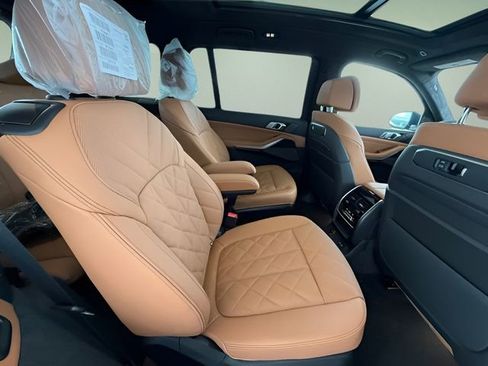 Certified 2026 BMW X7 xDrive40i AWD/4WD image 40