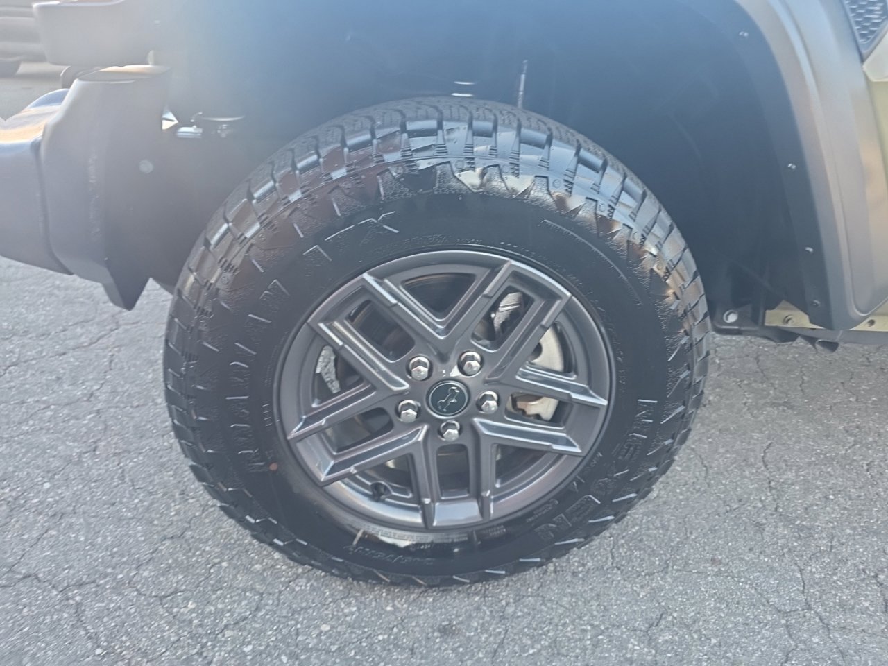 Used 2025 Jeep Wrangler Sport AWD/4WD image 14