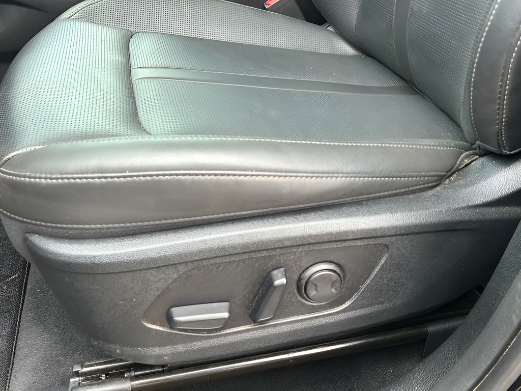 Used 2024 Kia Sorento S w/ Panoramic Sunroof Package AWD/4WD image 14