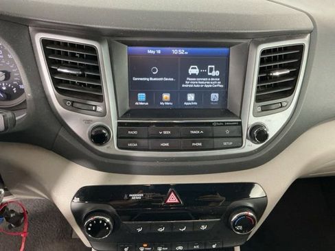 Used 2018 Hyundai Tucson SEL AWD/4WD image 10