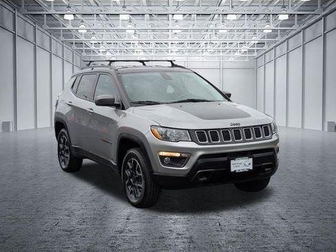 Used 2019 Jeep Compass Trailhawk AWD/4WD image 7
