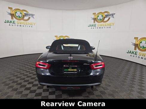 Used 2020 FIAT 124 Spider Classica w/ Technology Group image 9