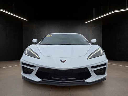 Used 2022 Chevrolet Corvette Stingray Premium Cpe w/ Z51 Performance Package RWD image 2