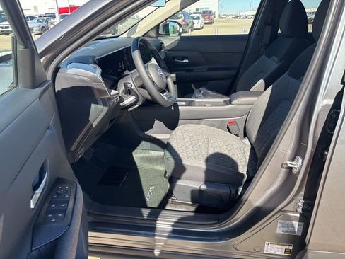New 2026 Nissan Kicks SV w/ SV Premium Package FWD image 8