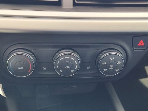 New 2026 Chevrolet Trax LS w/ LS Convenience Package image 14